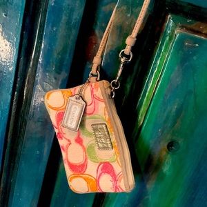 Coach Poppy Wristlet